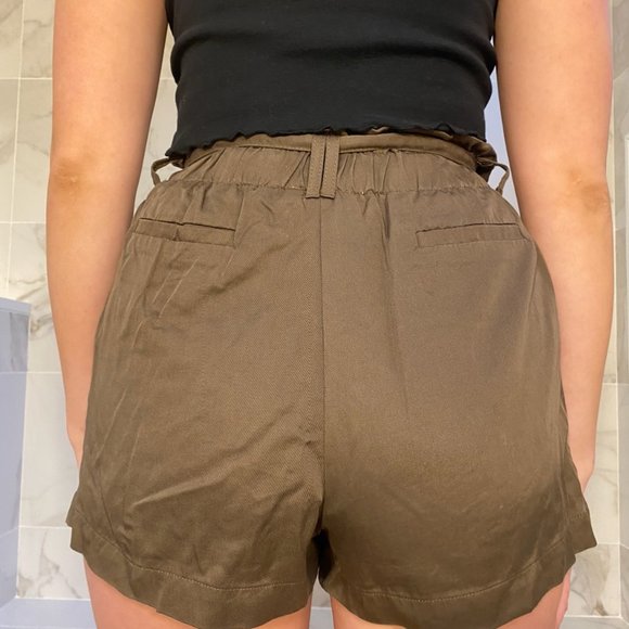 Chloe&Katie Army Green Size S Shorts - Picture 3 of 3